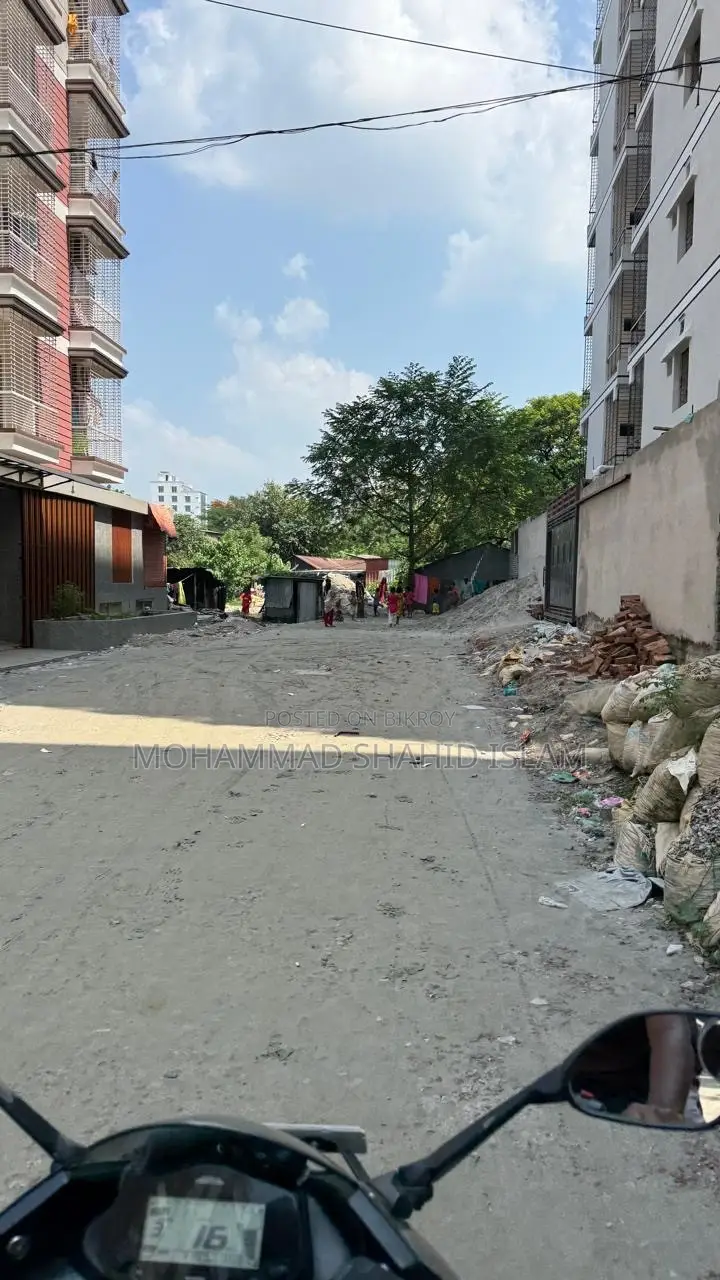3bdrm Block of Flats in আফতাব নগরে কর্নার, Aftab Nagar for sale