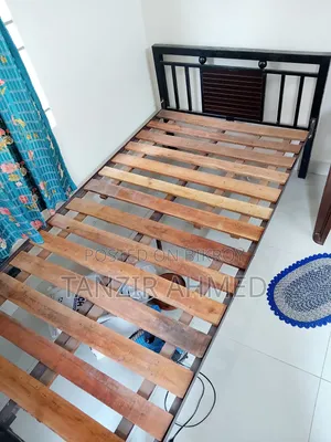 Steel Bed / Steal Khat