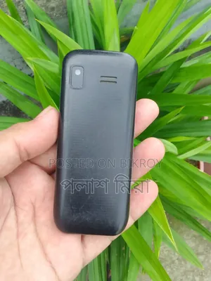 উইনস্টার ডব্লিউ৮০০ কালো