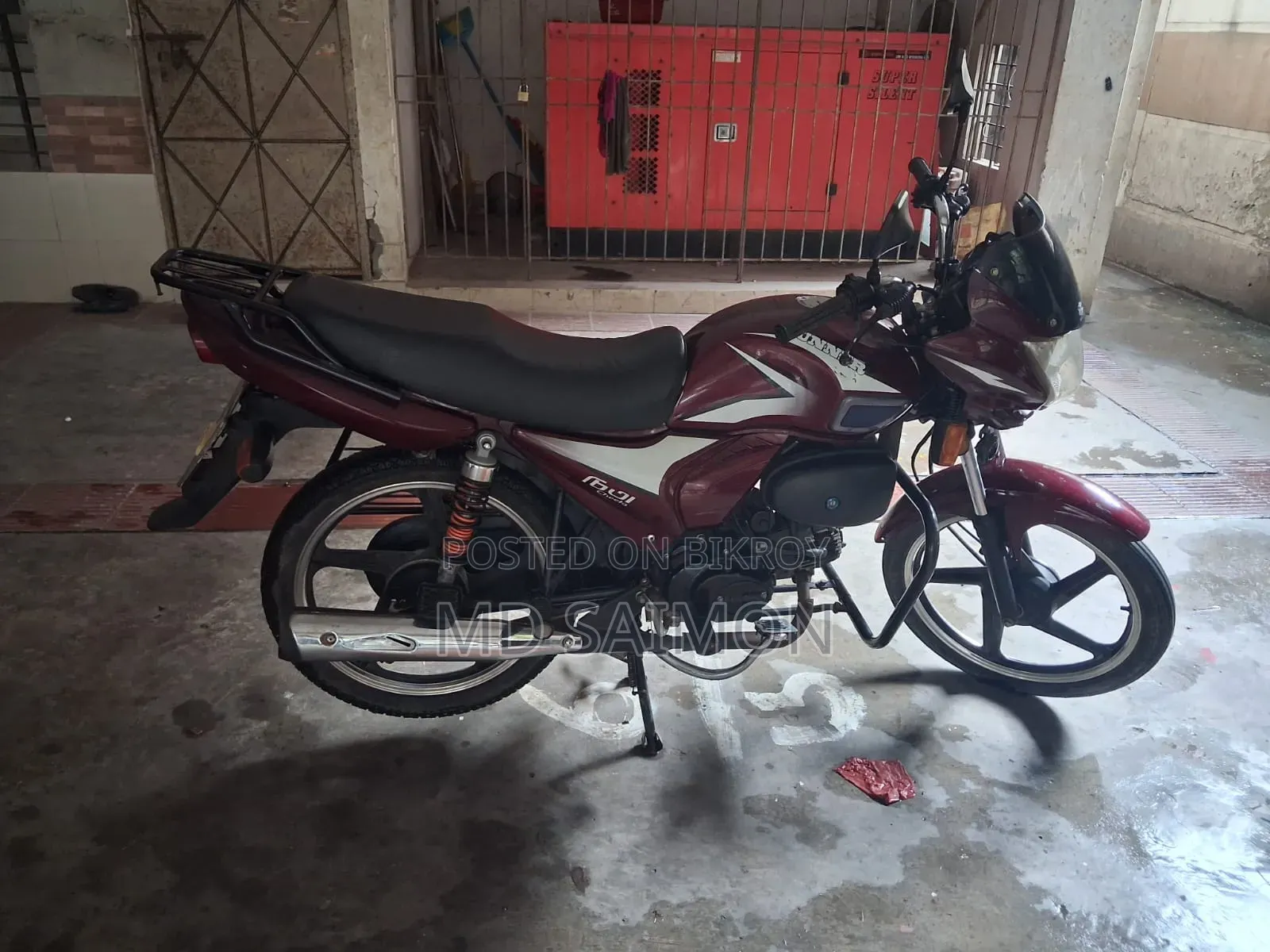 রানার চিতা ১০০ ২০২২ লাল