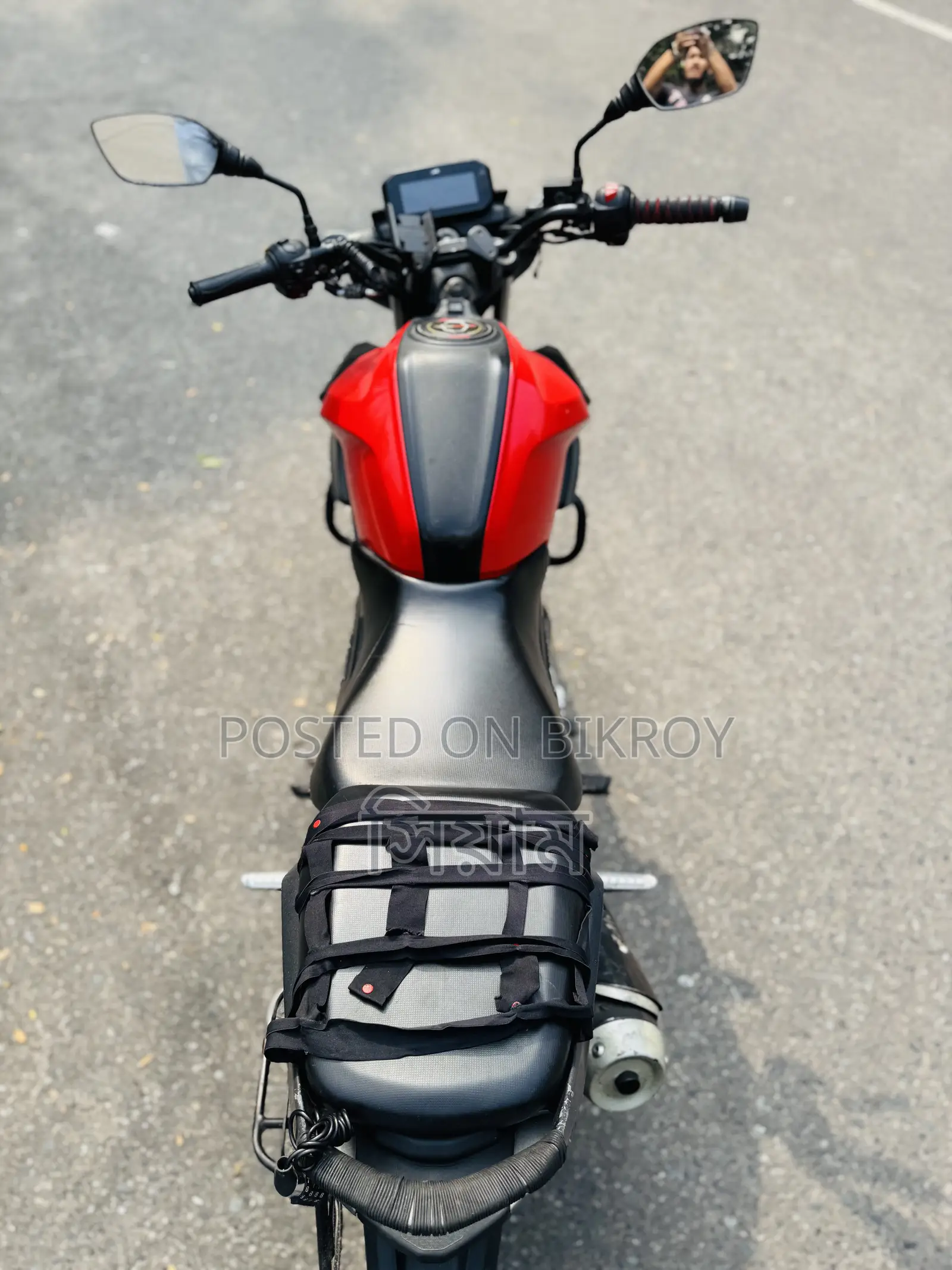TVS Raider 125 2022 Red