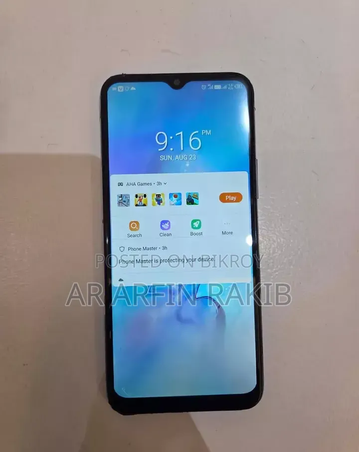 Tecno 64 GB