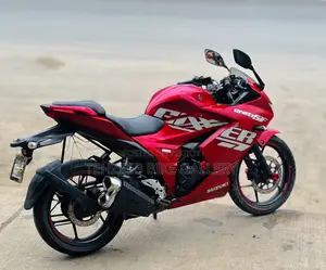 Suzuki Gixxer SF 2022 Red