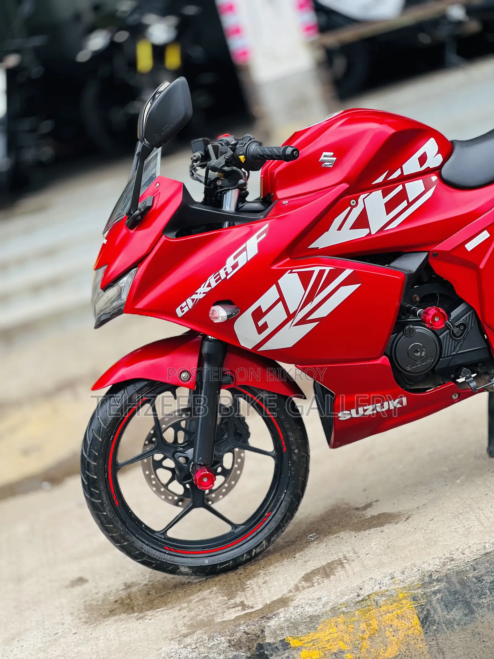 Suzuki Gixxer SF 2022 Red