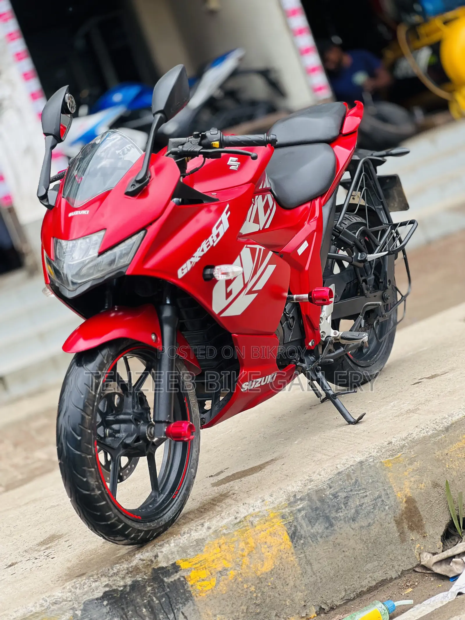 Suzuki Gixxer SF 2022 Red