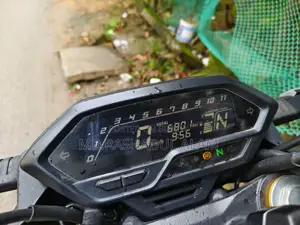Honda Hornet 2.0 2025 Black