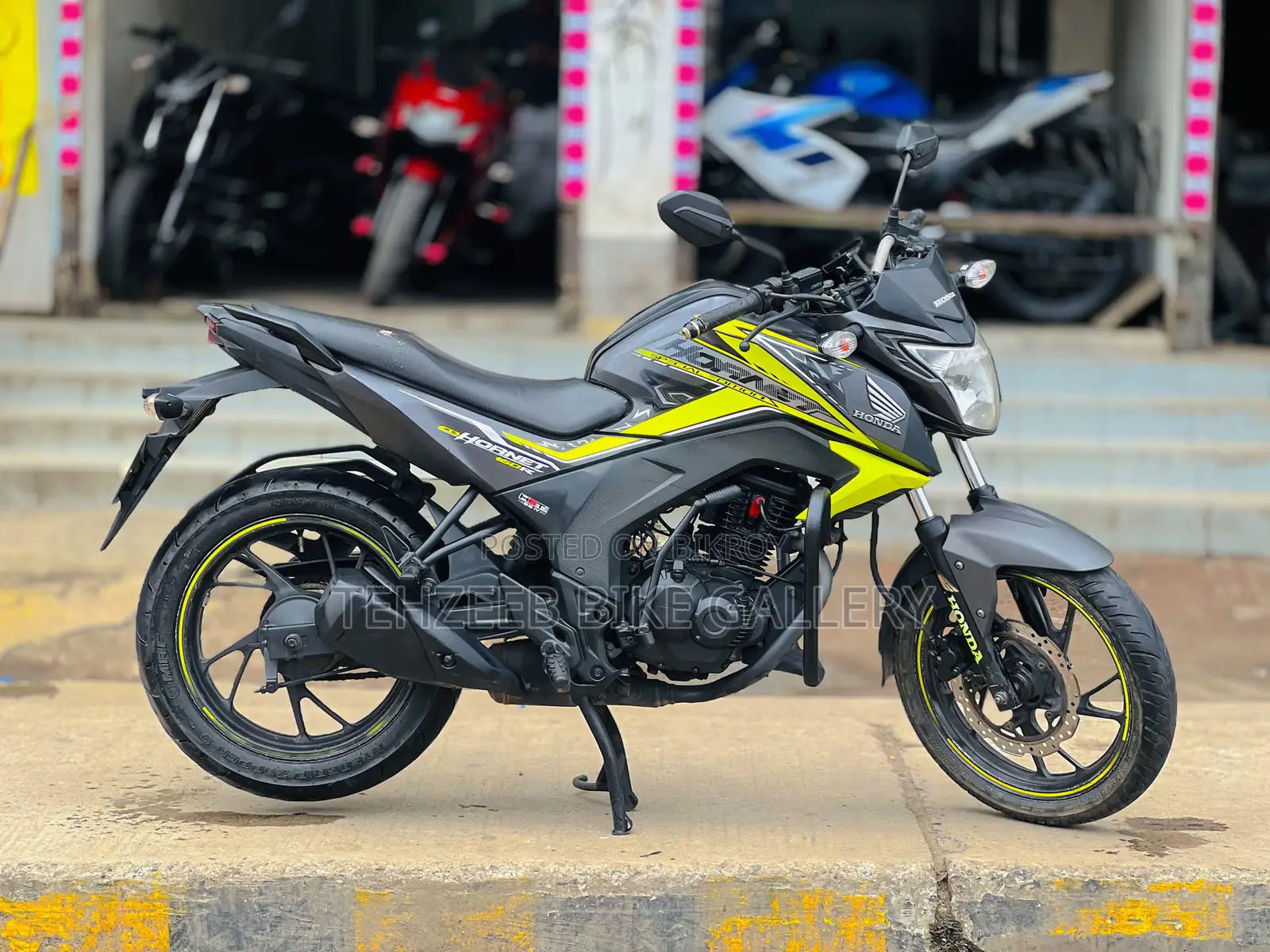 Honda Hornet 2019 Gray