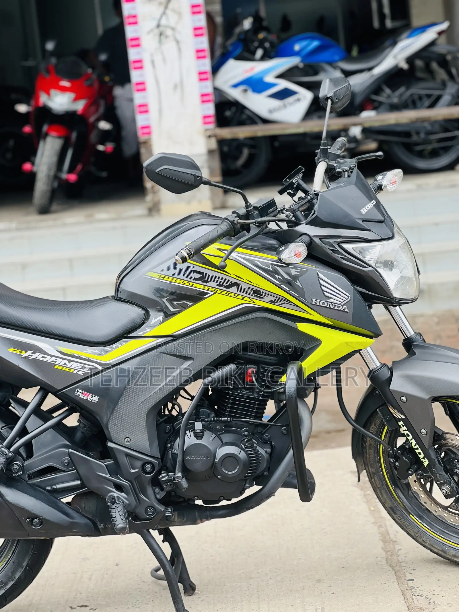 Honda Hornet 2019 Gray