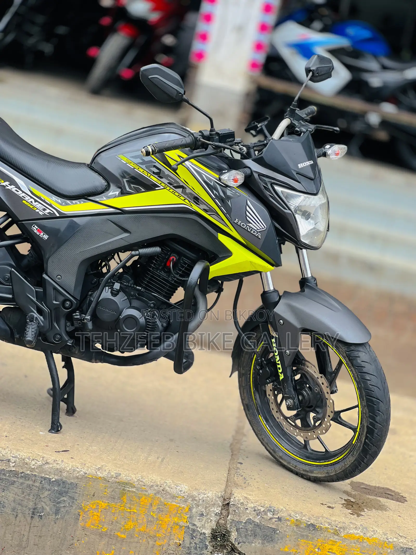 Honda Hornet 2019 Gray