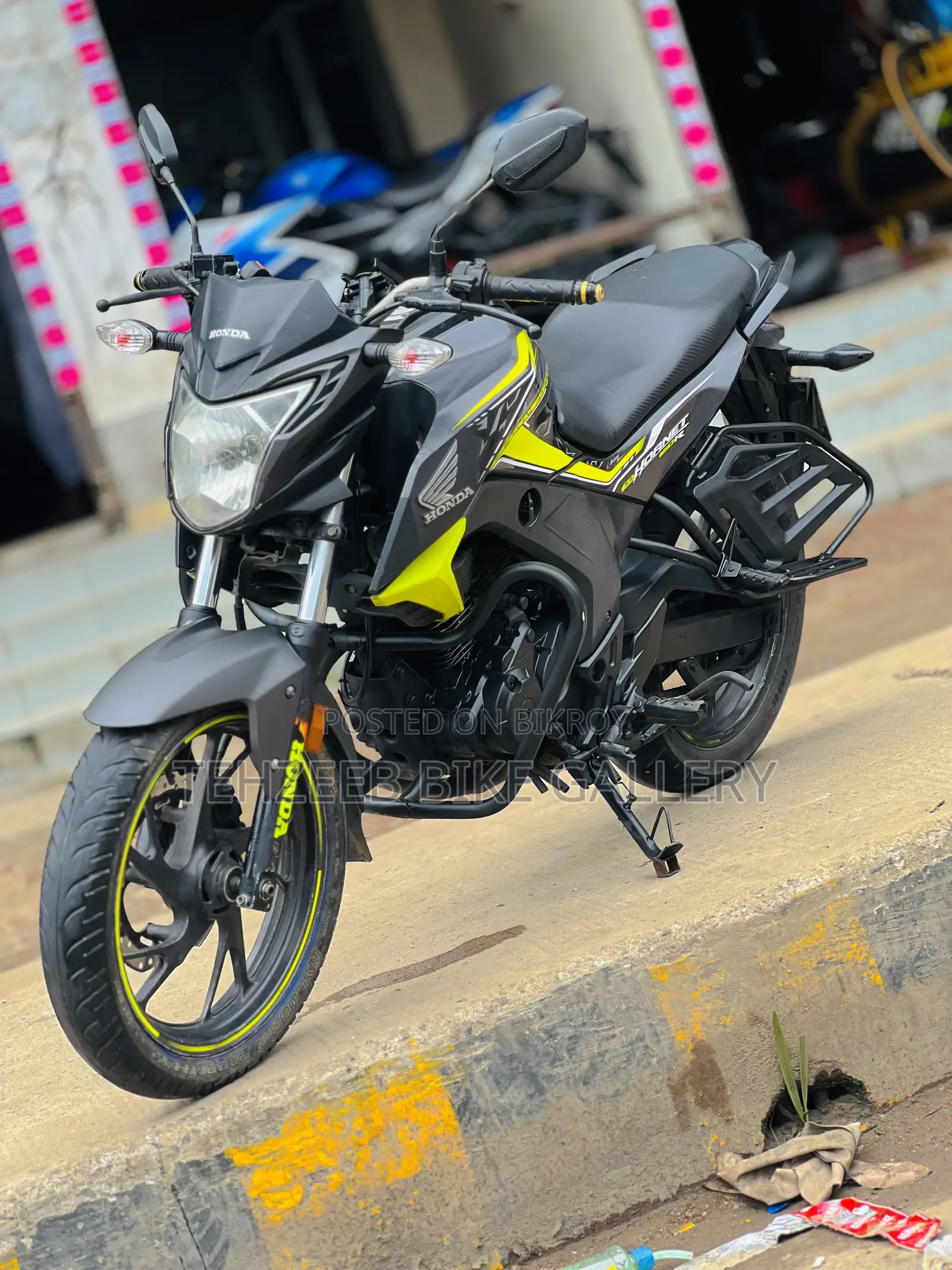 Honda Hornet 2019 Gray
