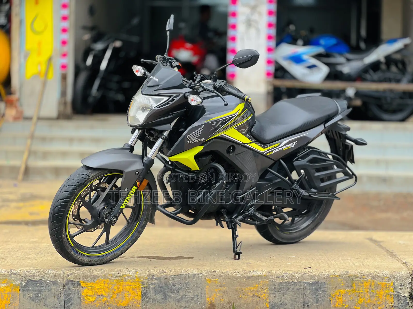 Honda Hornet 2019 Gray