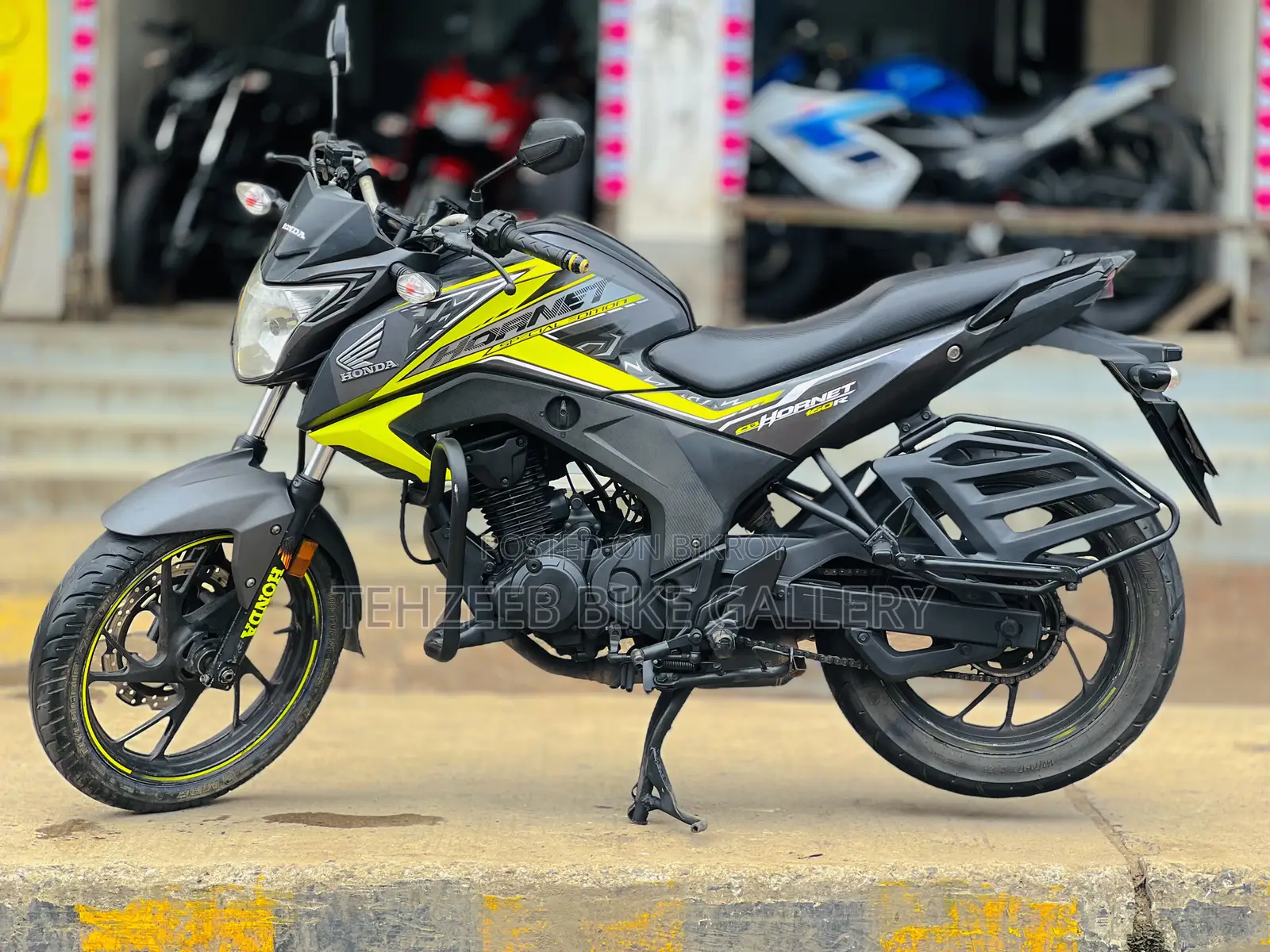 Honda Hornet 2019 Gray