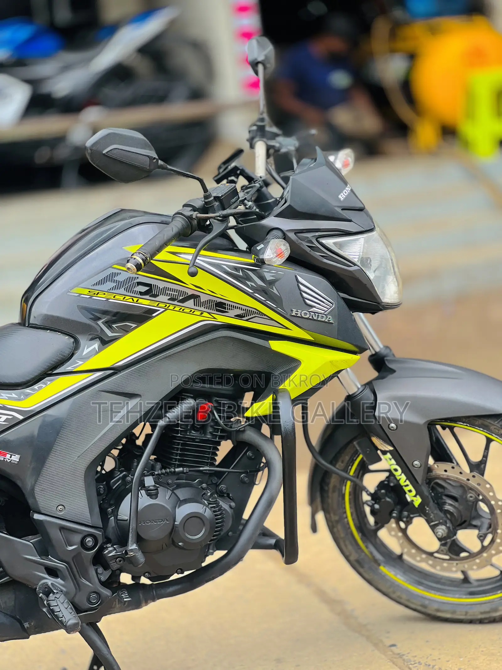 Honda Hornet 2019 Gray