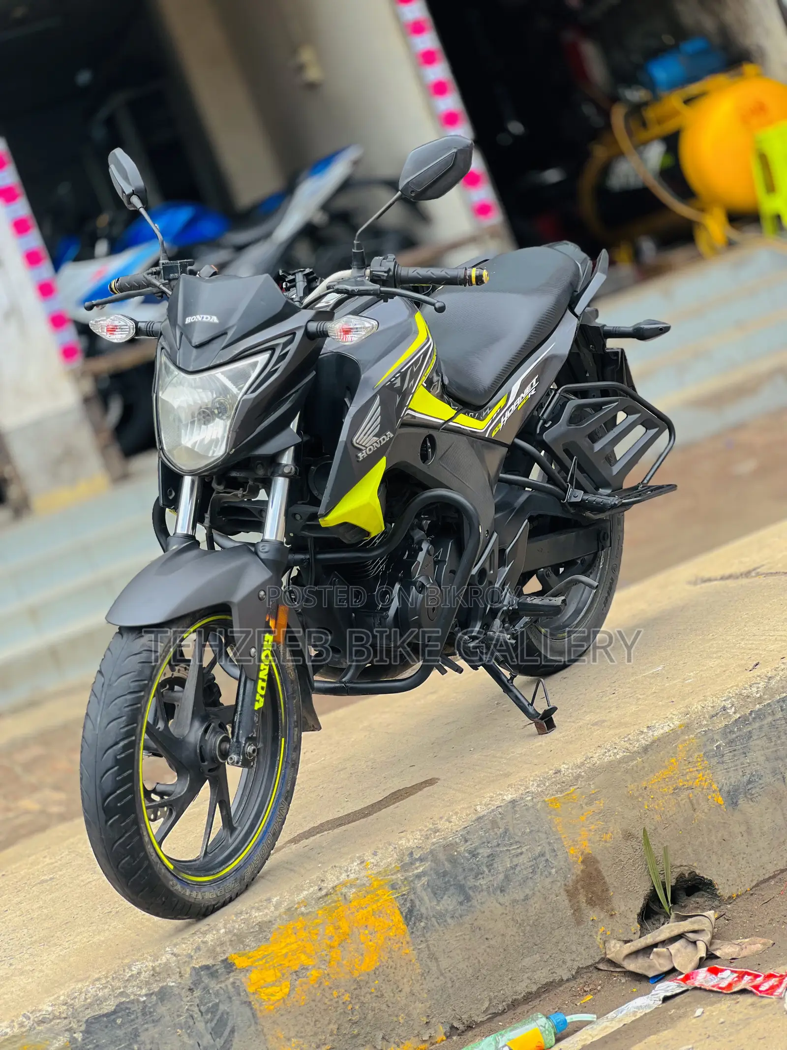 Honda Hornet 2019 Gray