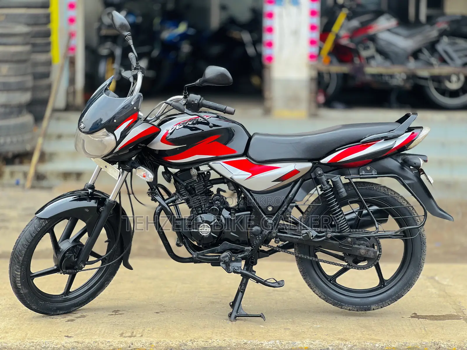 Bajaj Discover 100 2018 Black