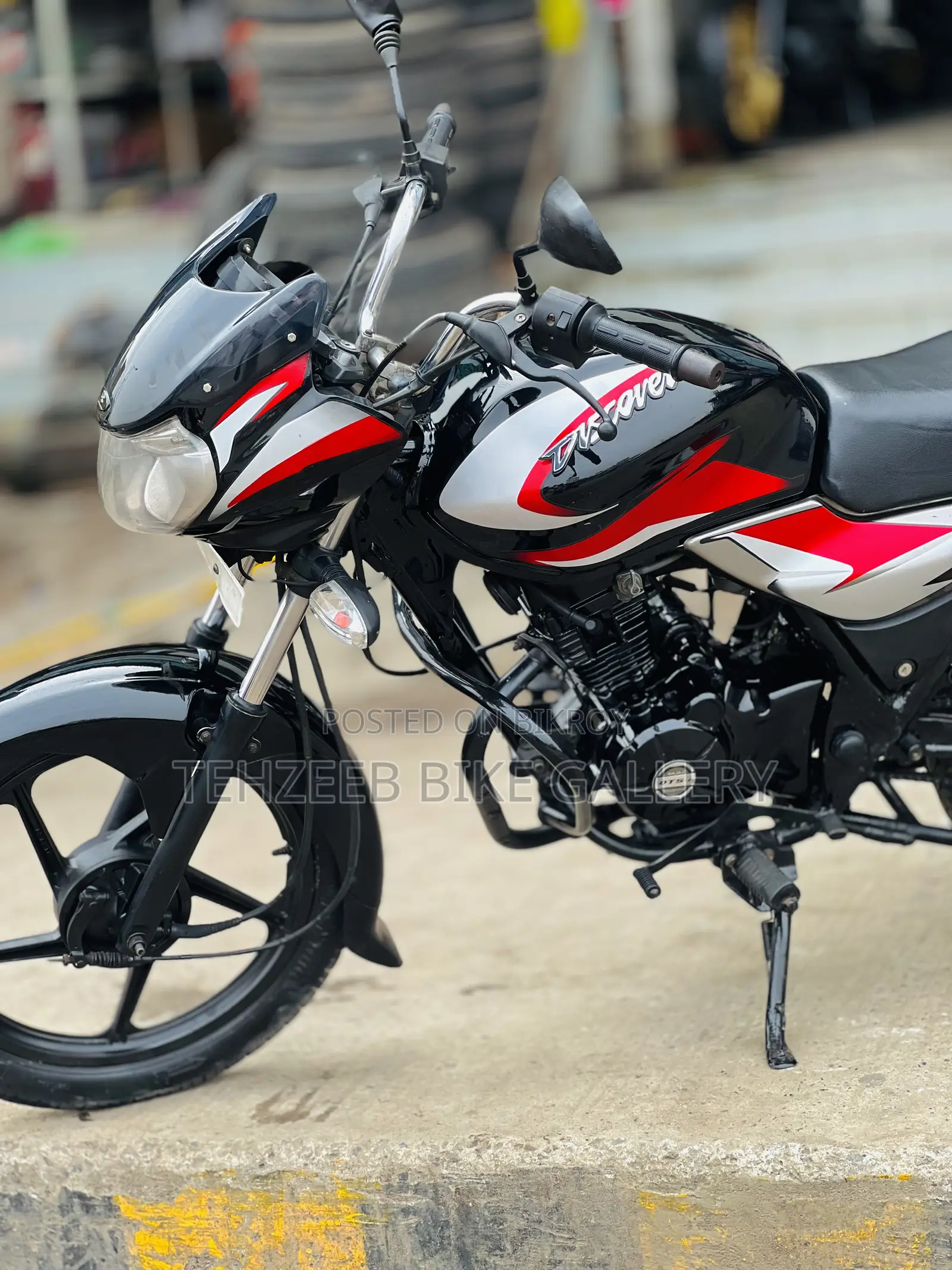 Bajaj Discover 100 2018 Black