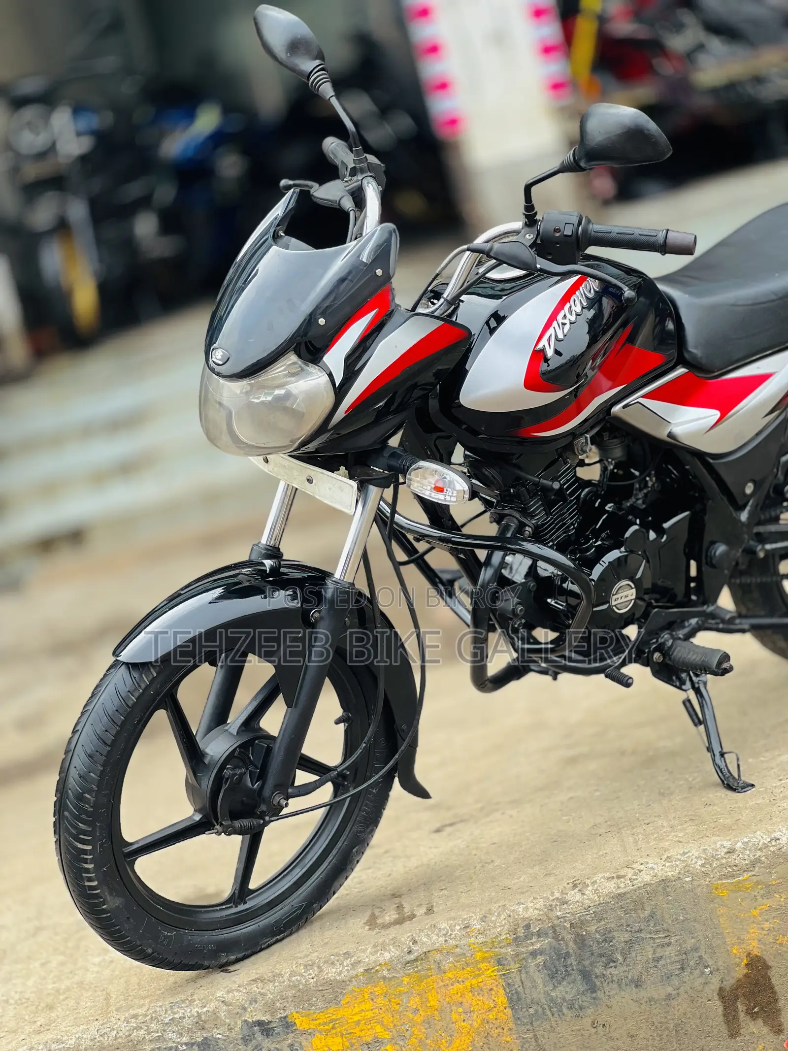 Bajaj Discover 100 2018 Black