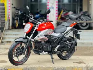 Suzuki Gixxer 2024 Orange