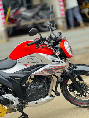 Suzuki Gixxer 2024 Orange