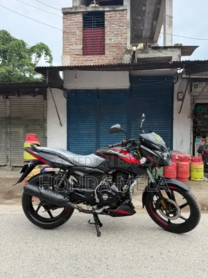 বাজাজ পালসার ১৫০ ২০২২ কালো