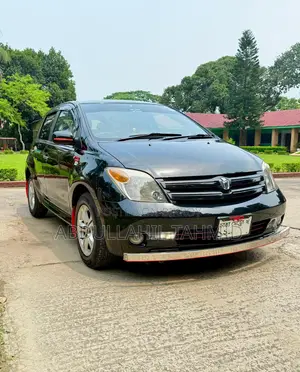 Toyota IST 2003 Black