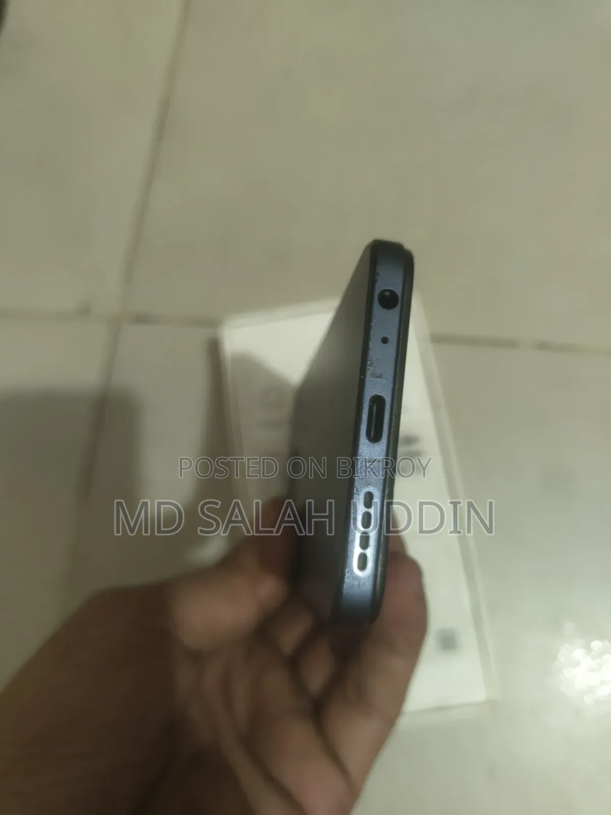 Vivo Y22s 128 GB Black