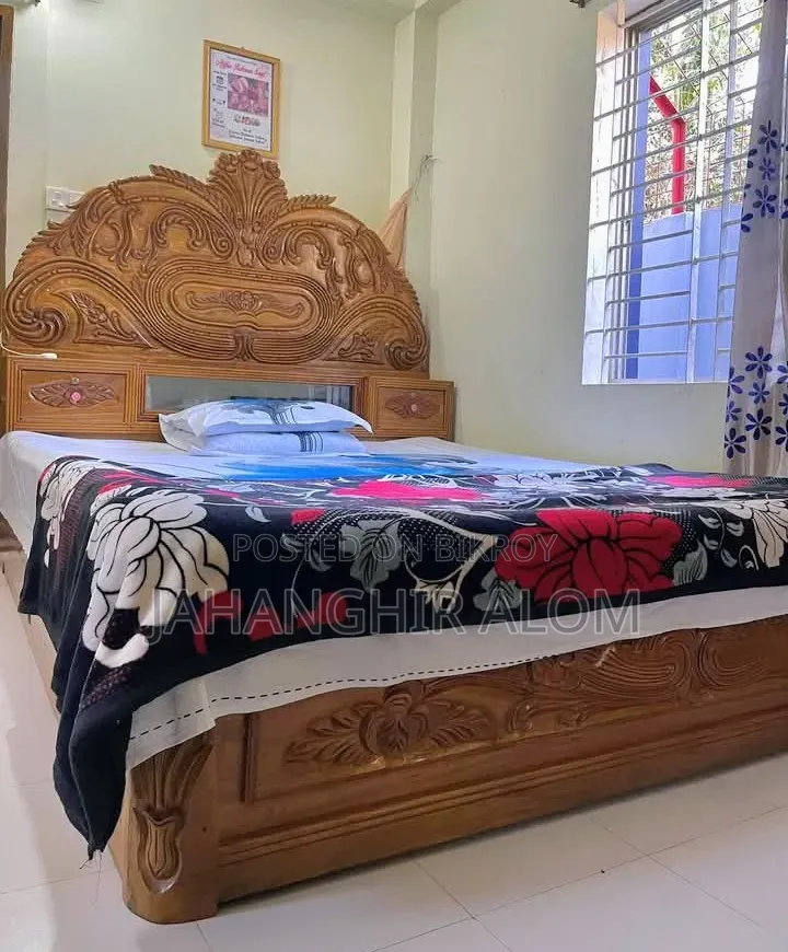 Bed Sell 6 by 7 Feet