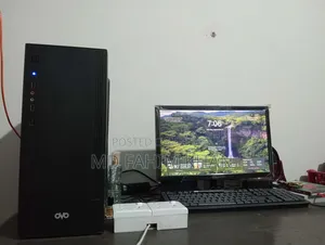 Desktop Computer Asus 16GB Intel Core 5 SSD 500GB