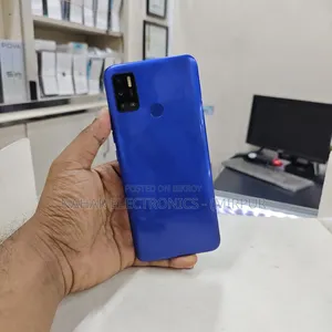 টেকনো স্পার্ক ৬ এয়ার ৬৪ জিবি ব্ল্যাক