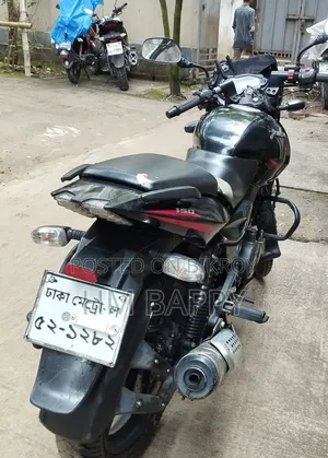 বাজাজ পালসার ১৫০ ২০২০ ব্ল্যাক
