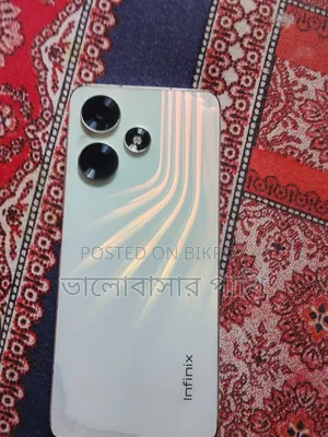 Infinix Hot 30 128 GB Silver