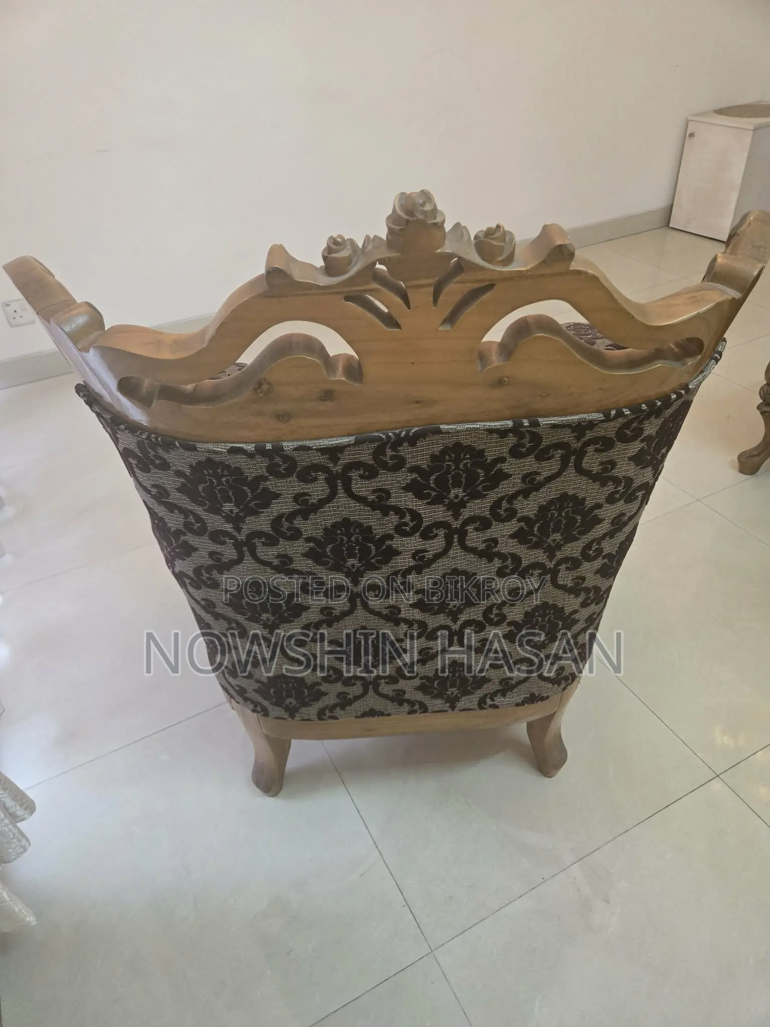 Sofa Set With Beautiful Design Made of Akashi Wood-Slightly Negotiable