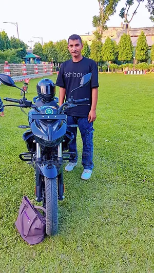 Hero Xtreme 125R 2025 Black