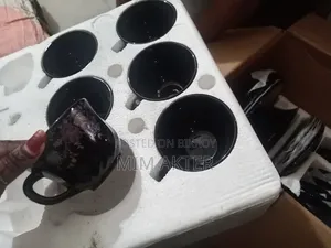 ডিনার সেট গ্রীন কালার ৩২ পিস ব্ল্যাক কালার 32 পিস