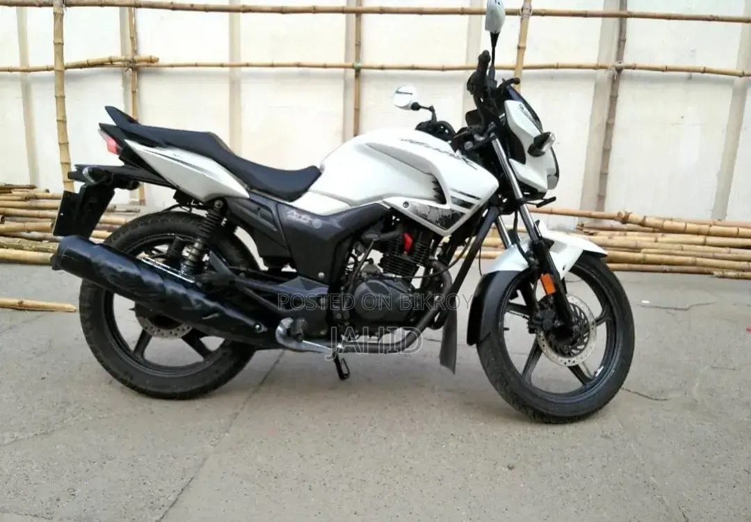 Hero Hunk 2018 White