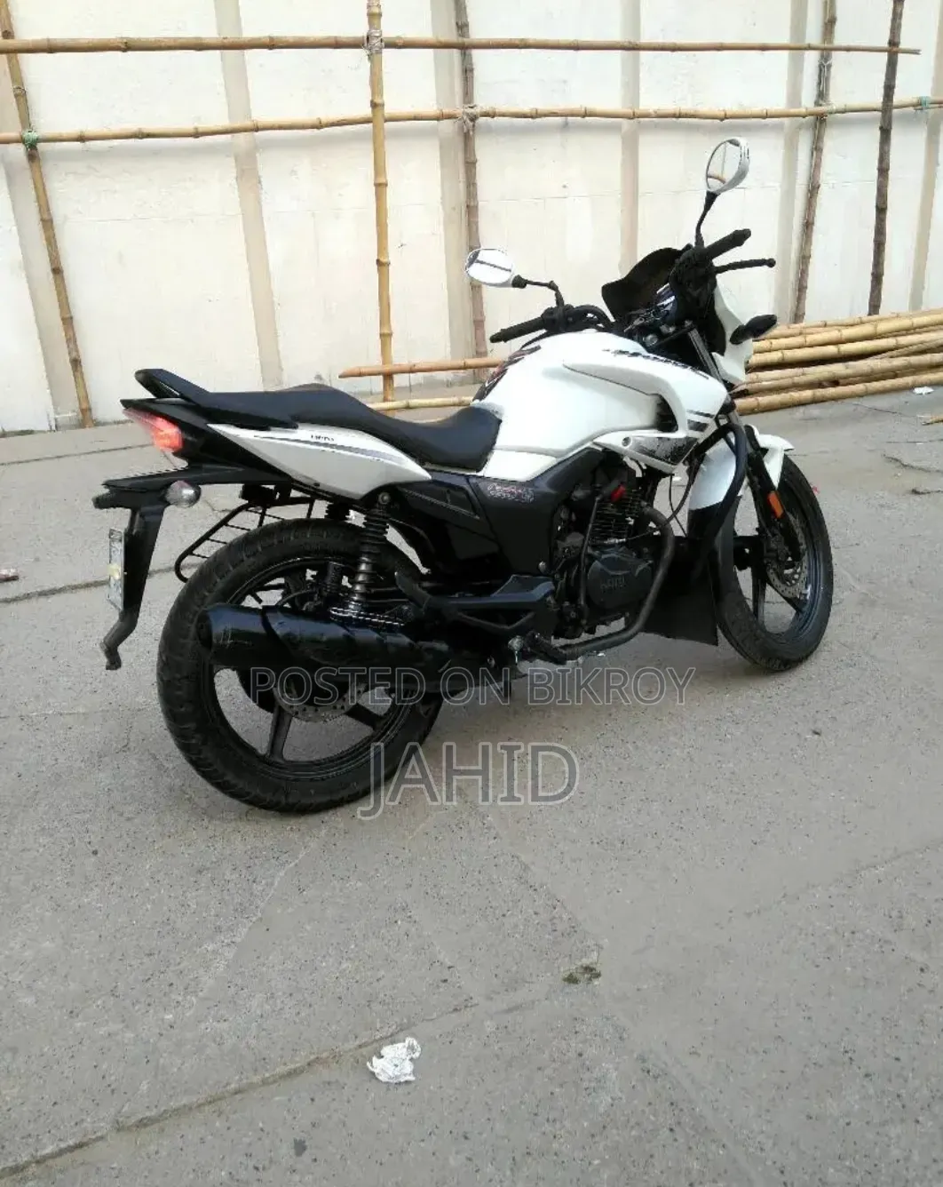 Hero Hunk 2018 White