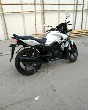 Hero Hunk 2018 White