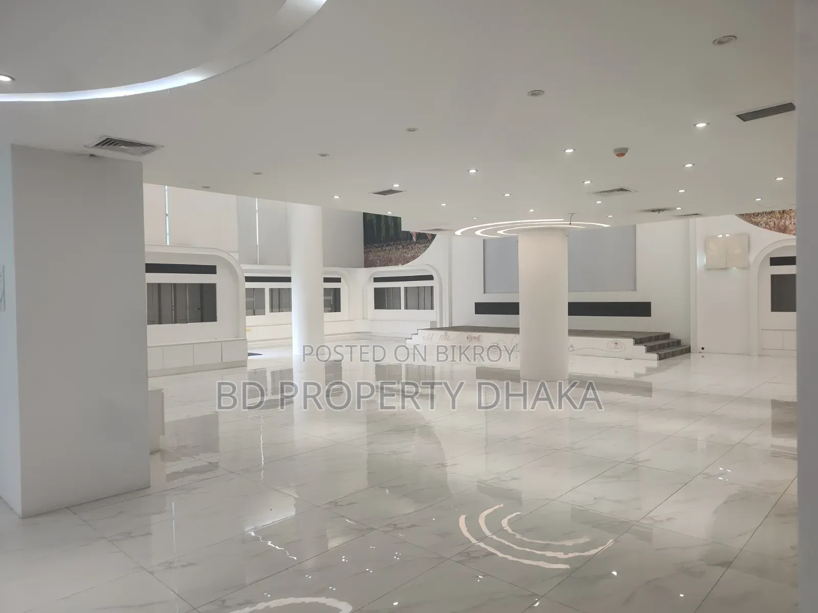 12000 SQFT Open Semi Furnished Commercial Property Rent in Gulshan Ave
