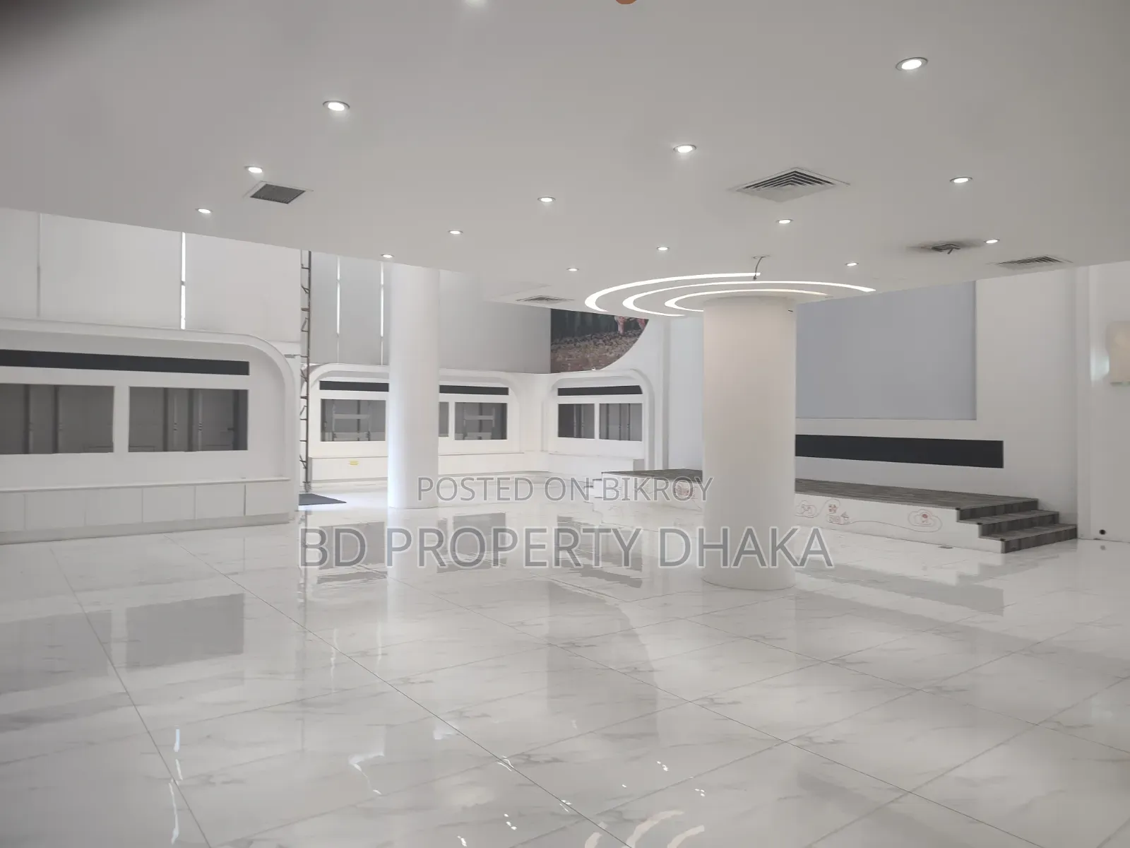 12000 SQFT Open Semi Furnished Commercial Property Rent in Gulshan Ave