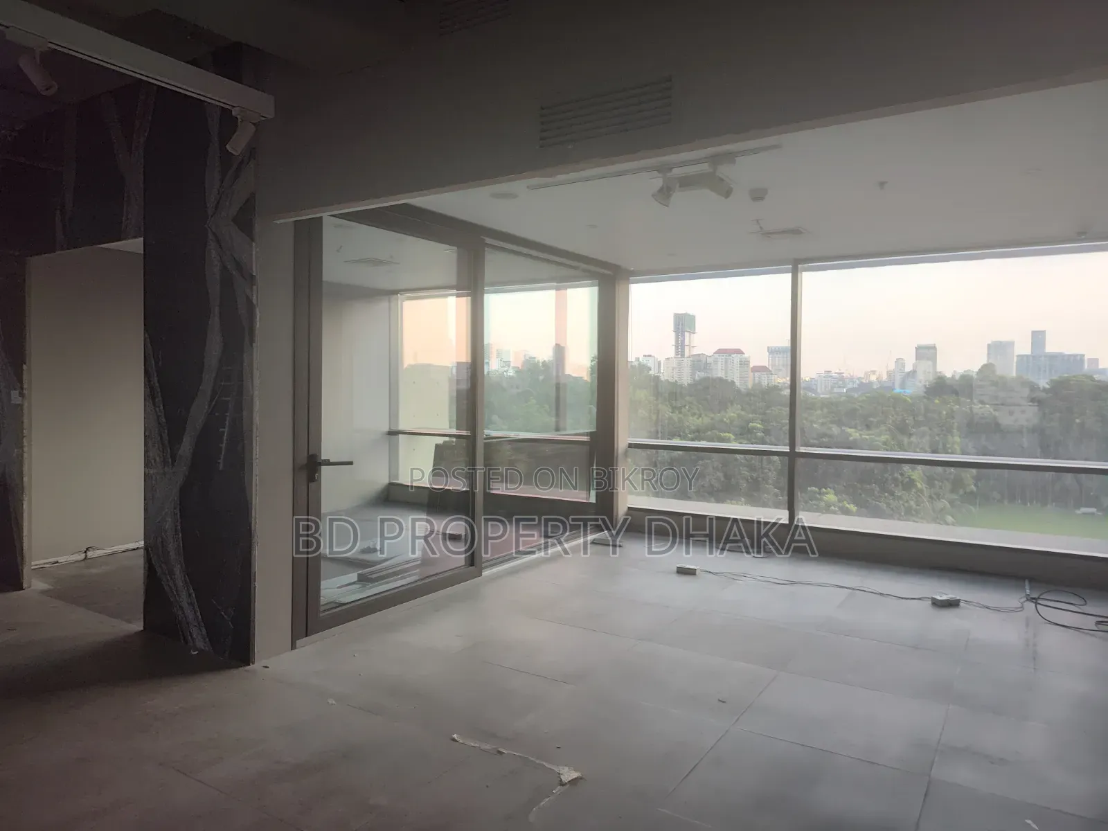 17100 SQFT Modern Semi Furnished Open Commercial Property Rent in Banani
