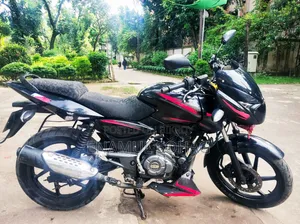 বাজাজ পালসার ১৫০ ২০১৭ কালো