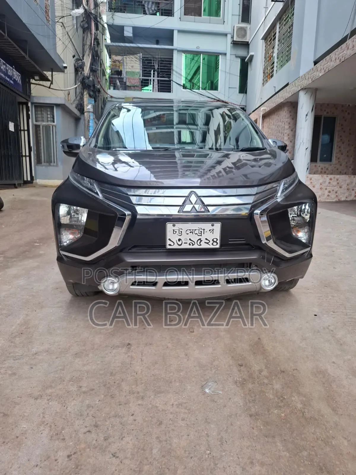 মিতসুবিশি এক্সপ্যান্ডার জিএলএস ২০১৯ গ্রে
