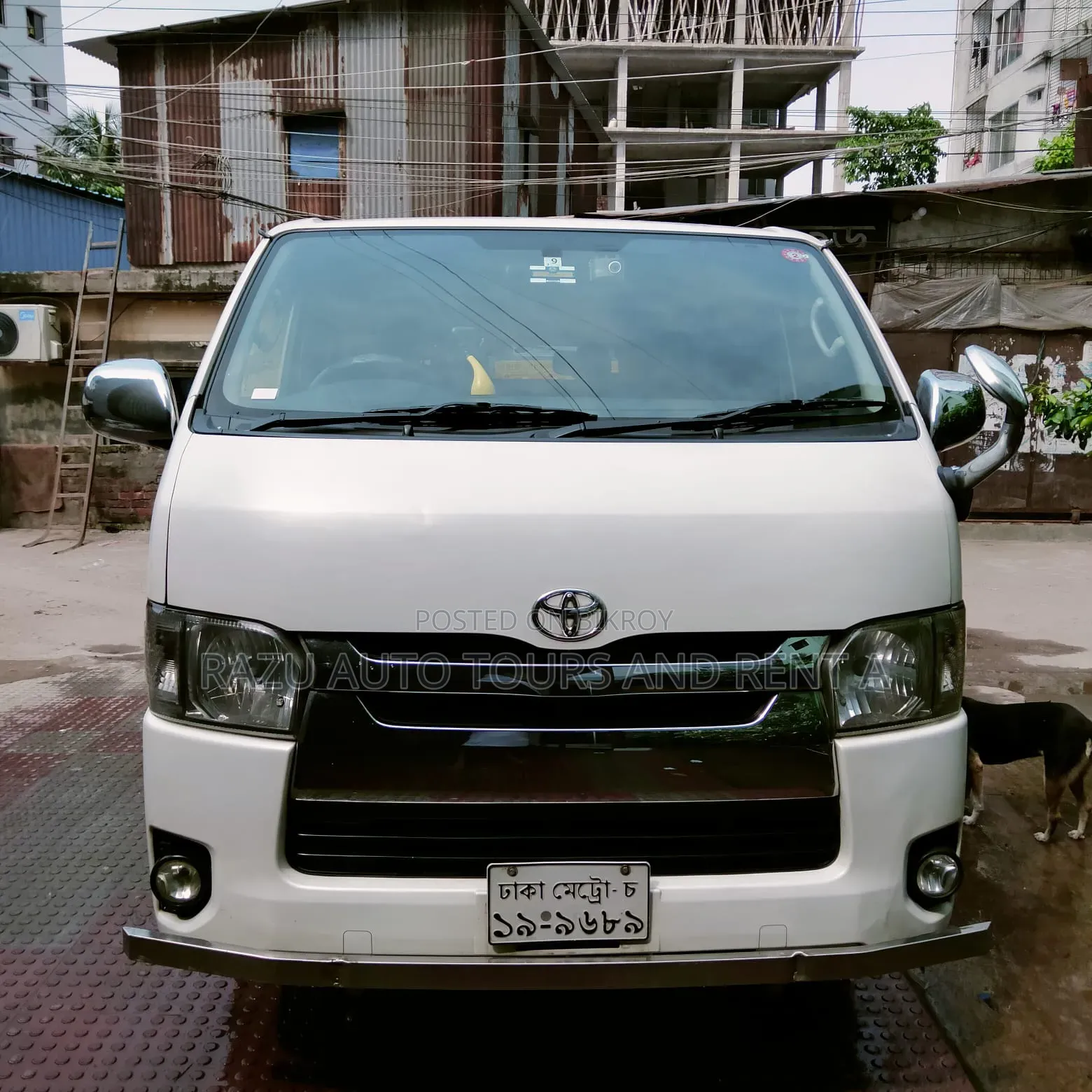 হাইস ভাড়ার জন্য দিন বা মাস