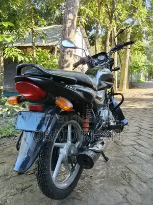 বাজাজ প্লাটিনা ইএস ২০১৮ কালো