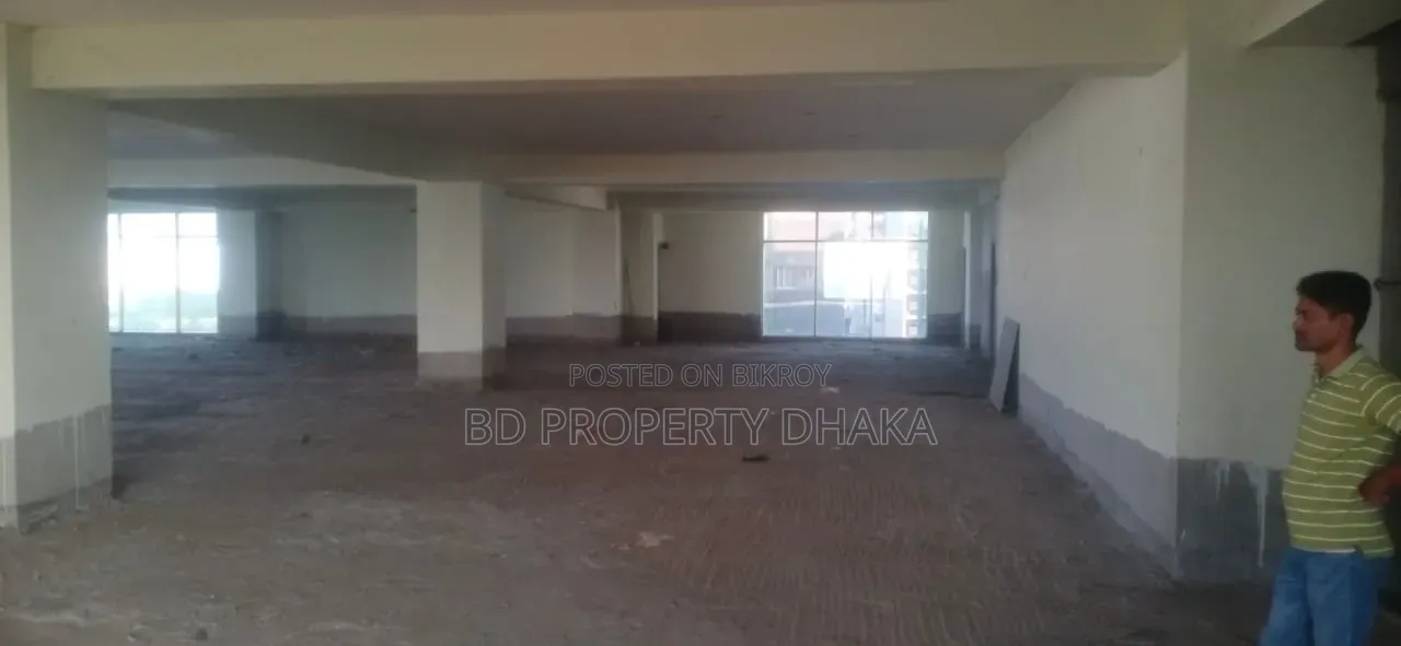 11800 sq ft Open Commercial Space for Rent in Mohakhali