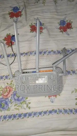 TP-Link 5 Antenna Router