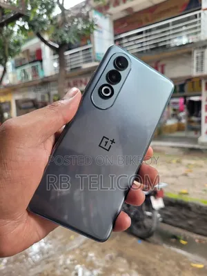 স্যামসাং গ্যালাক্সি এস২০ এফই ৫জি ১২৮ জিবি ব্লু