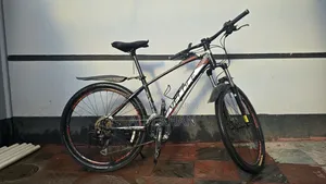 Veloce 604 Oil Brake Aluminum Alloy Body Bicycle