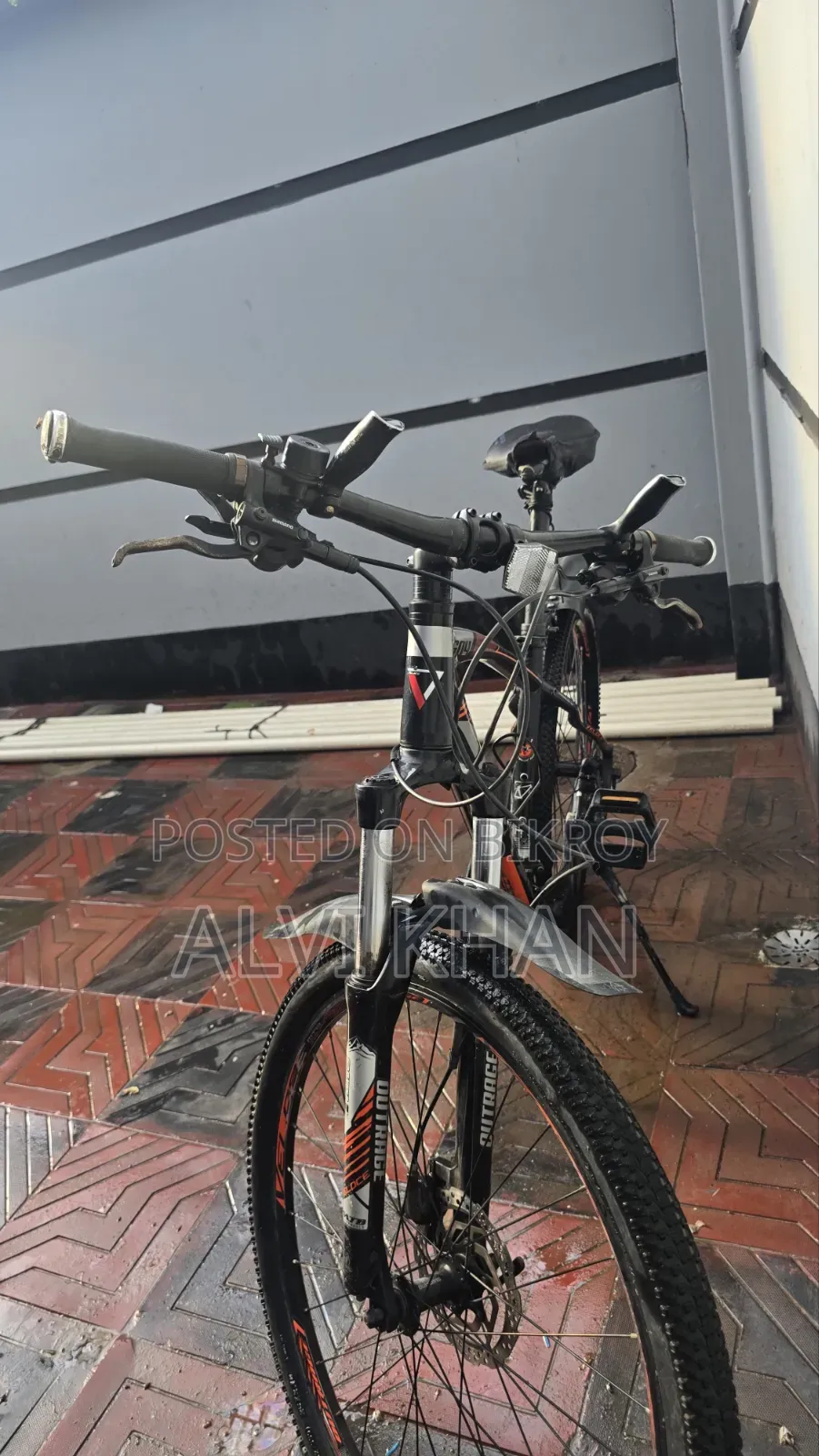 Veloce 604 Oil Brake Aluminum Alloy Body Bicycle