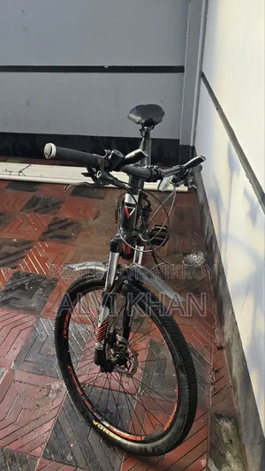 Veloce 604 Oil Brake Aluminum Alloy Body Bicycle